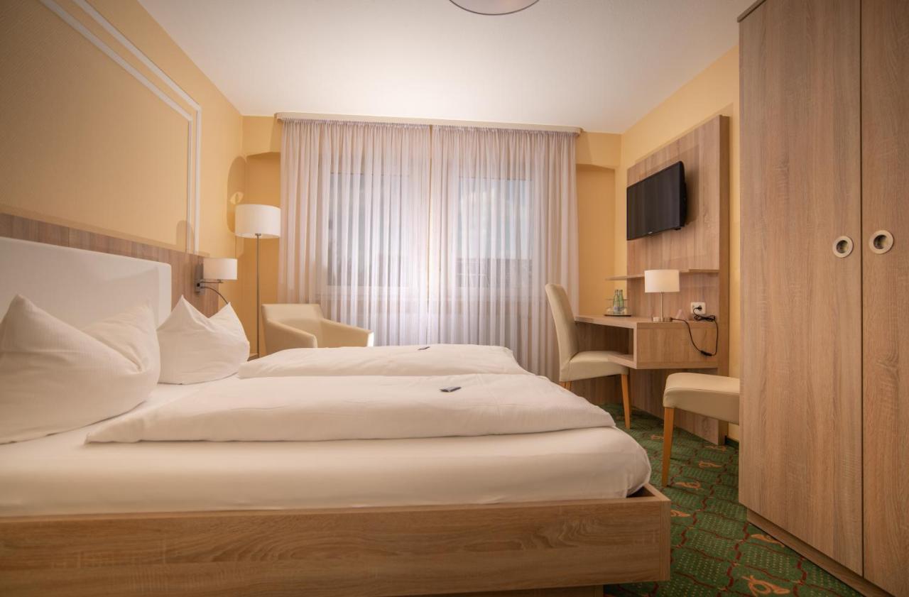 Hotel Garni Zur Alten Post Лембрух Екстер'єр фото
