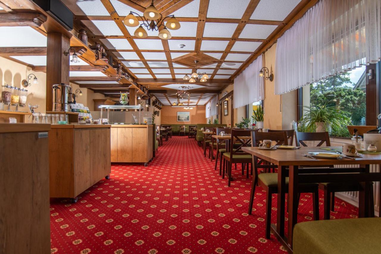 Hotel Garni Zur Alten Post Лембрух Екстер'єр фото