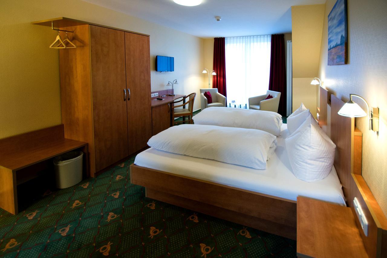 Hotel Garni Zur Alten Post Лембрух Екстер'єр фото